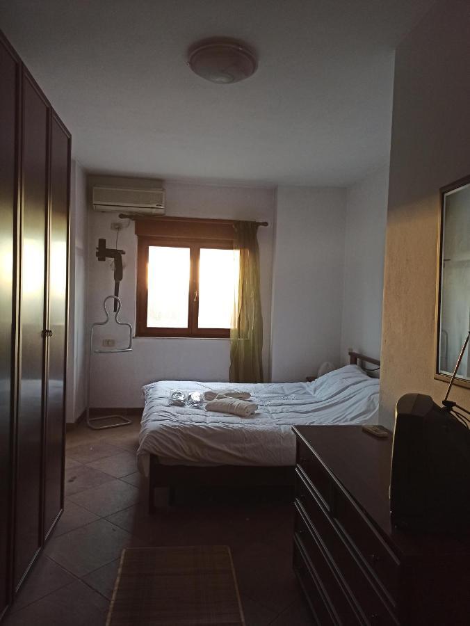 Heart Of Tirana Hotel Esterno foto