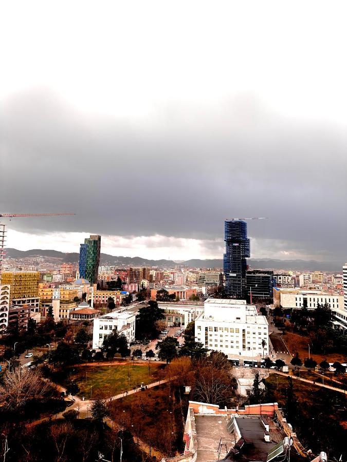 Heart Of Tirana Hotel Esterno foto
