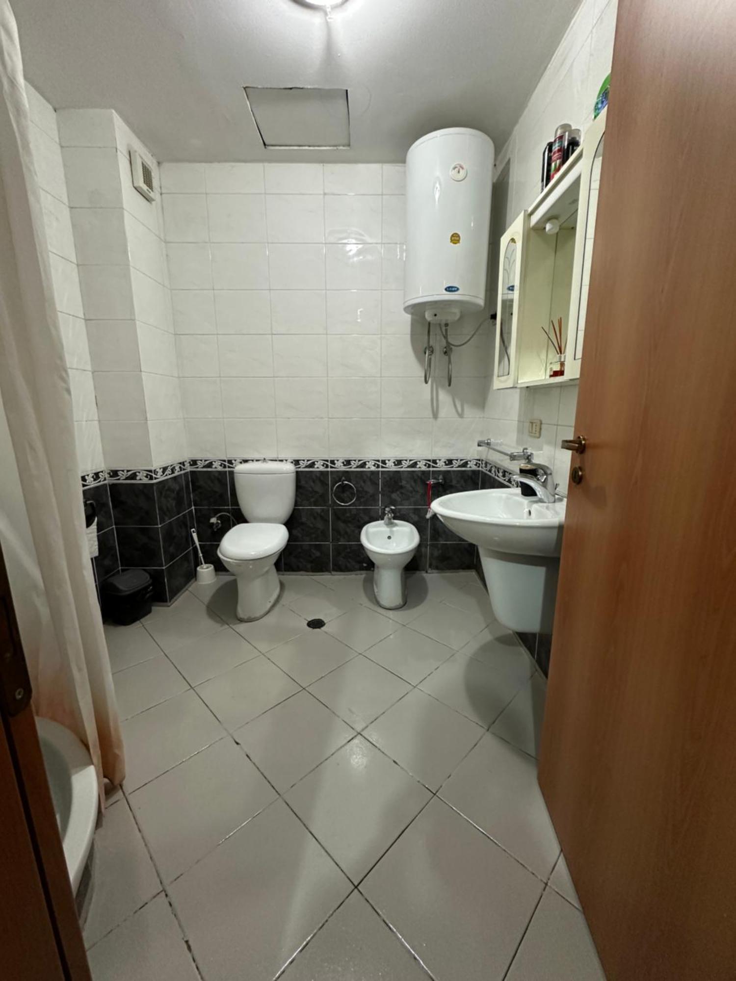 Heart Of Tirana Hotel Esterno foto